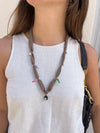 Collier Beige & Charms Multicolores